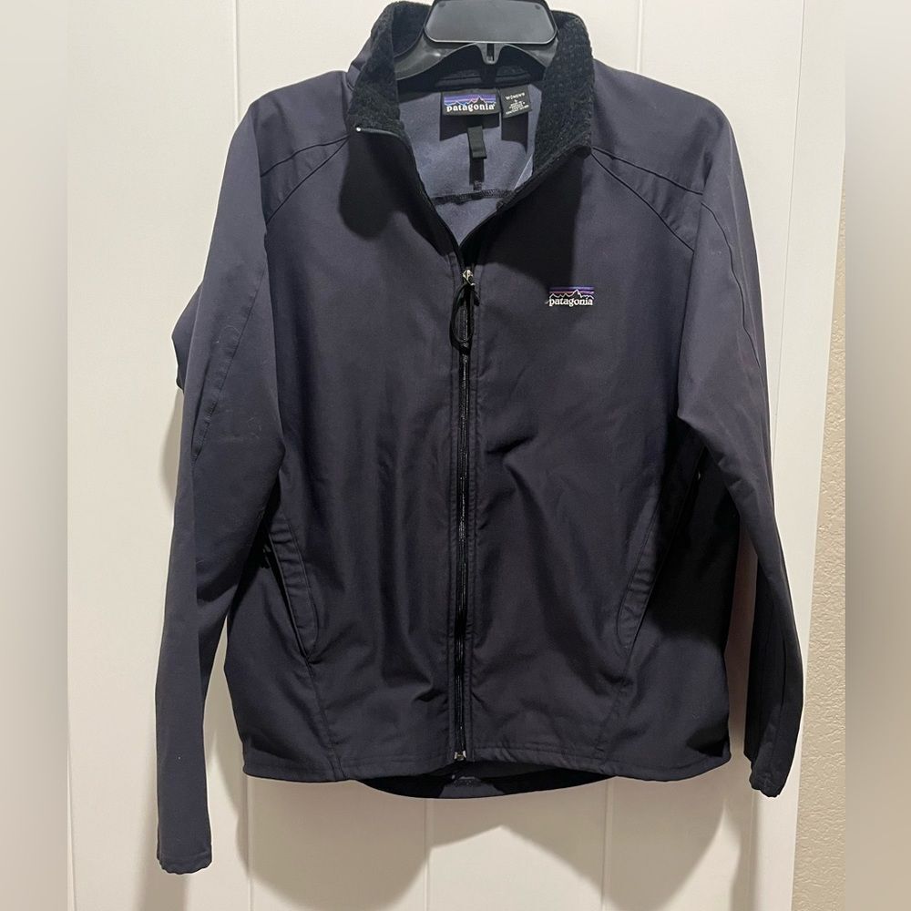 Patagonia Coat Smoke Gray and Black